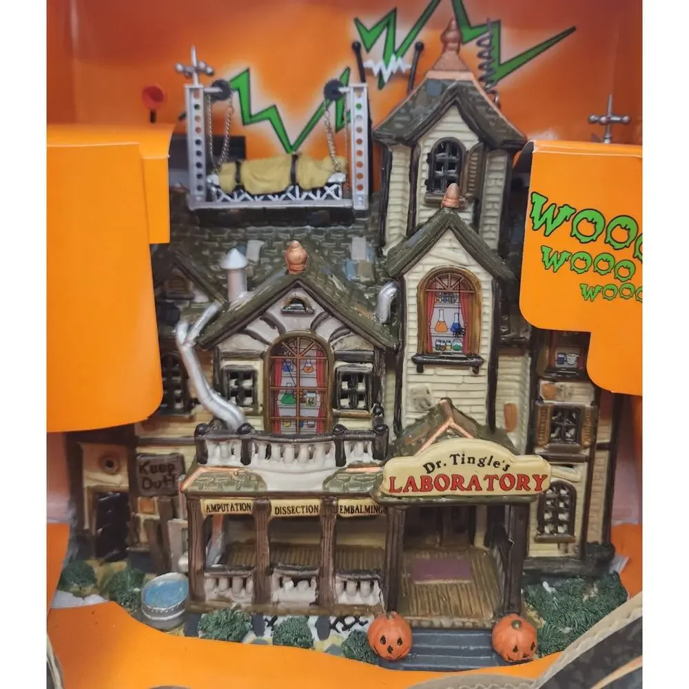 Lemax Spooky Town 2000 Dr. Tingle's Laboratory, 05487W, Halloween Village